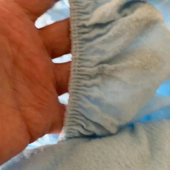 Baby mode, 100% cotton, baby blue, lightweight fleece crib sheet - Picture 2 of 3